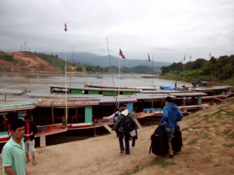 Thai-Laos border, Pakbeng 