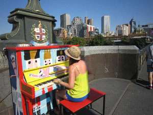 Random pianos are dotted around Melbourne for people to play. I cant actually play but wish I could!