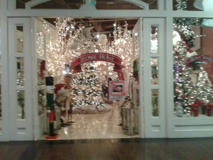 A very christmassy shop in Dubai mall
