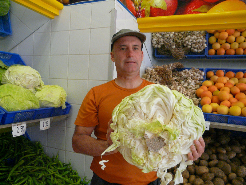 Barry and the Giant Malkara Cabbage!