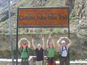 Team Ohio at the start of the Inca Trail