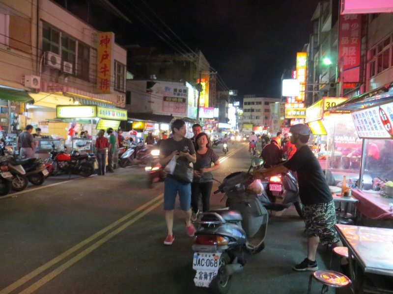 Dajia night market