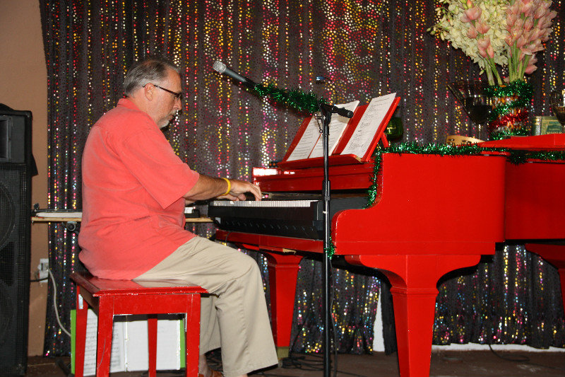 The red Piano Bar