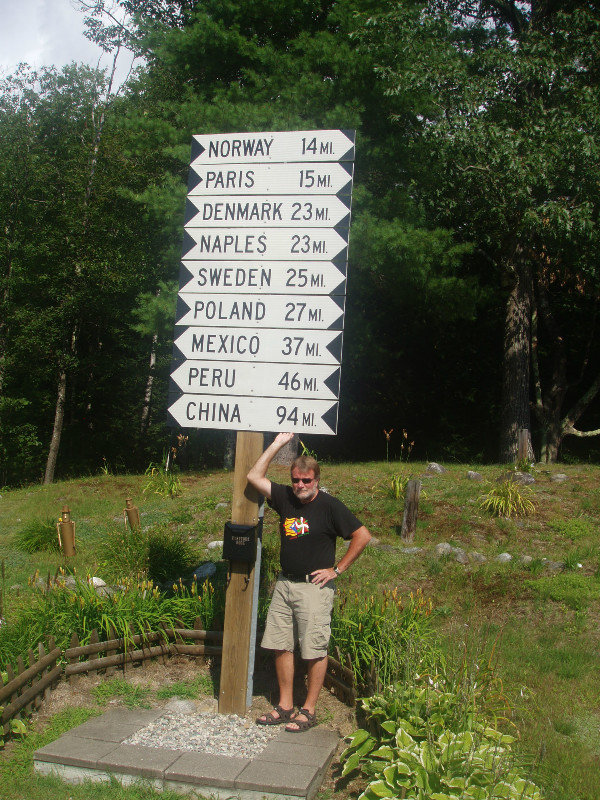 Maines World Traveler Sign 004