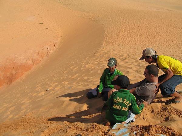 Sand Dune Sledging 2