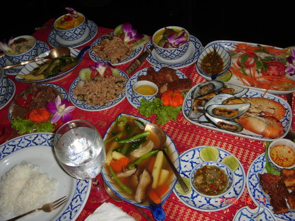 Thai cuisine on Loy Nava dinner cruise