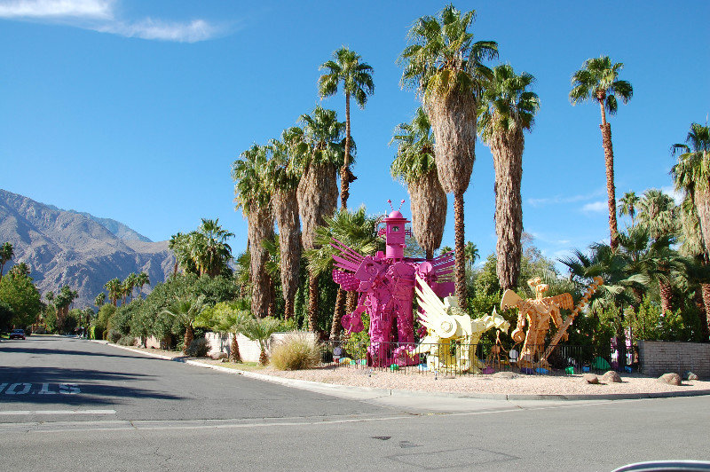 Garden Sculpture Palm Springs style
