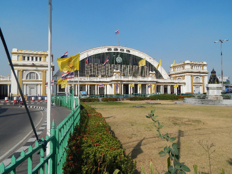 Hui Humpalong Train Station