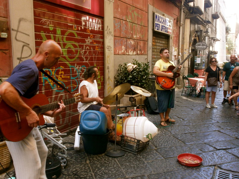Naples street music
