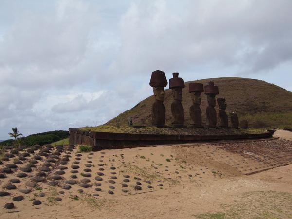 Anakena moai