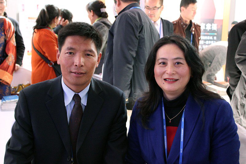 Selective Tours Managing Director Christine with our supplier in Tibet