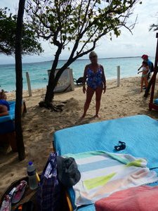 Day bed and Caribbean Sea on Isla Bandita