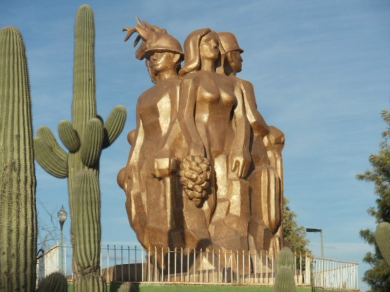Copper Statue in Imura, Mexico - honoring workers