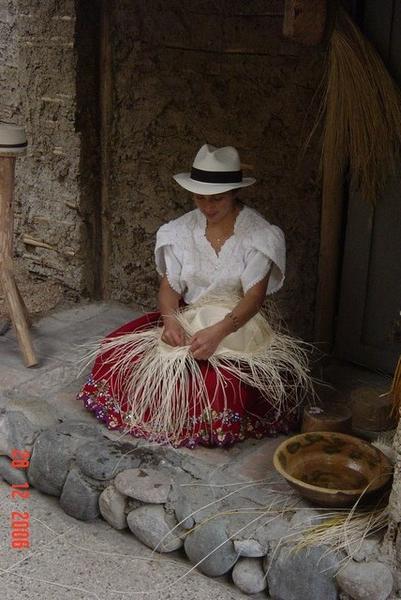 Weaving the hat