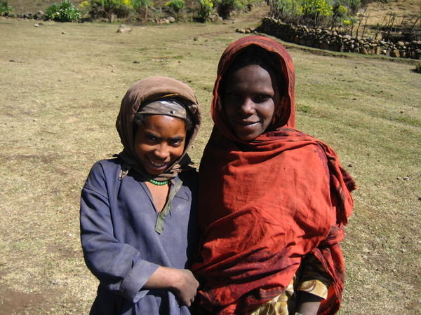 Children in Gitch Village
