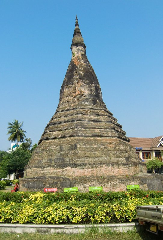 Stupa noir