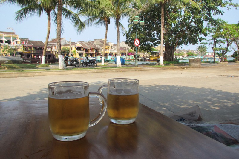Bia Hoi - fresh beer in Hoi An