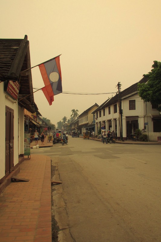 Smoky skies of Luang Prabang in the middle of the day
