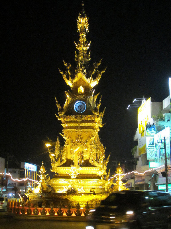 the famous clocktower Chiang Rai