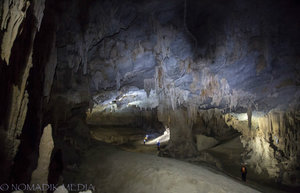 Inside Hung Kim Cave