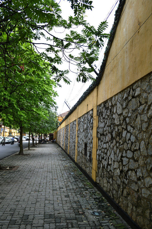 Hoả Lò Prison wall