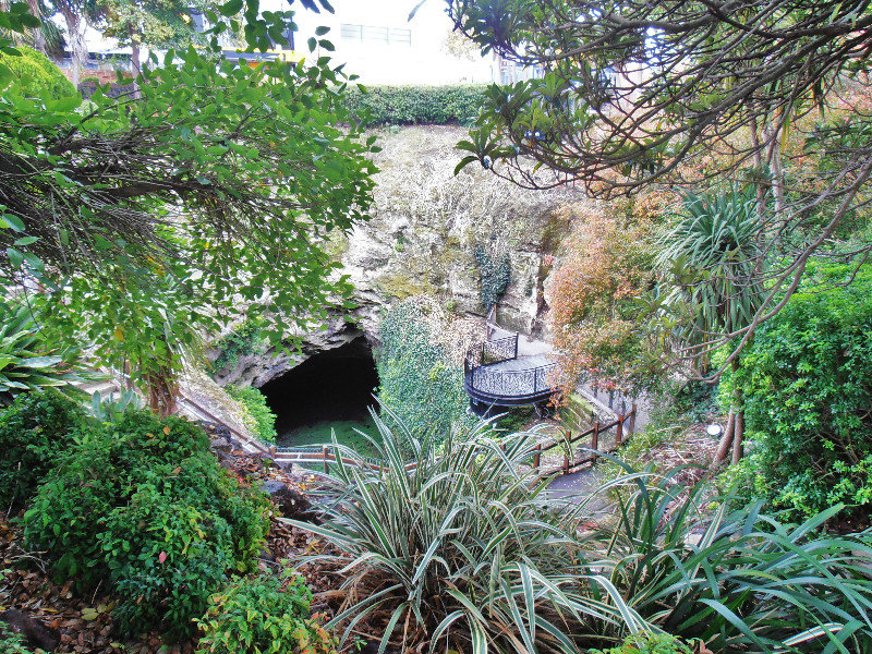 Cave Gardens