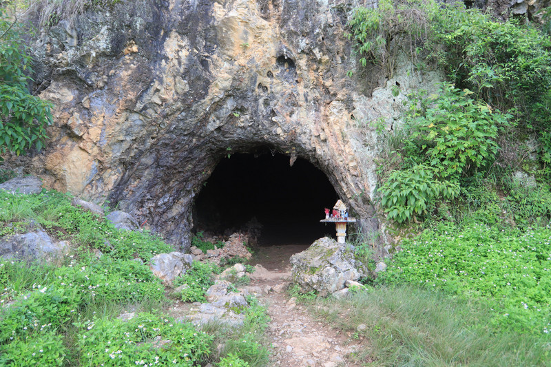 Cave at Jar site 1