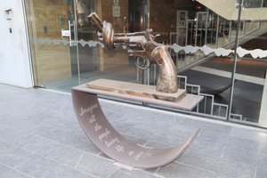 Non-Violence sculpture
