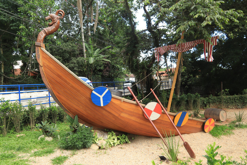 Viking style boat hull