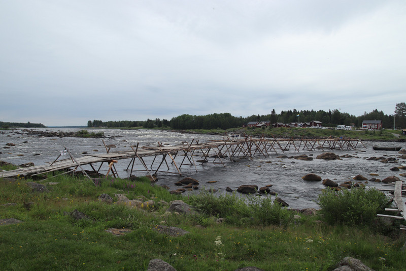 Kukkolaforsen and the jetty