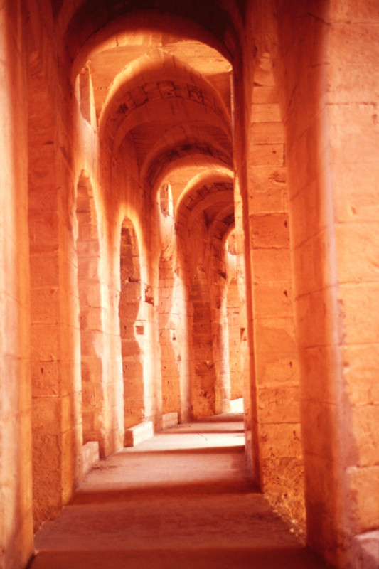 Upper corridor of El Jem amphitheatre 