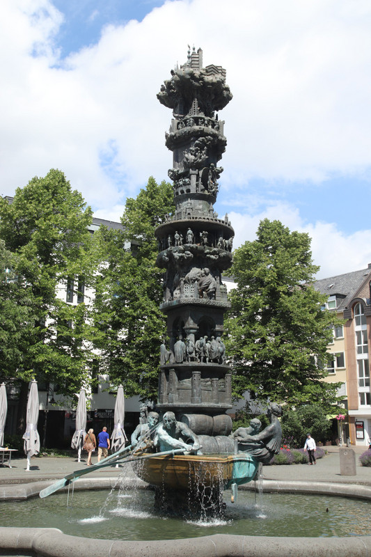 Koblenz history in a fountain