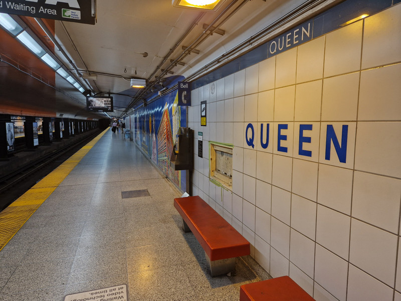 Queen station