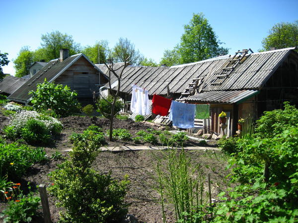 Simple dwellings in Trakai