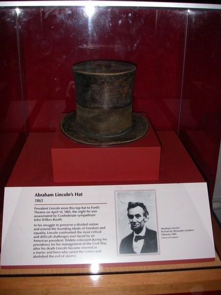 Lincoln's hat