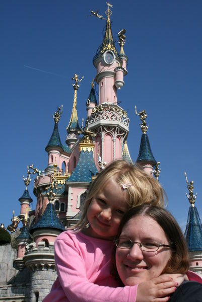 Aunt Anna and Jonna in front of Palace at Euro Disney 