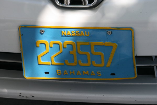 Vehicle registration plate