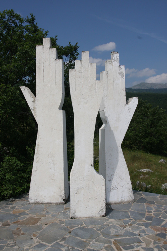 Memorial outside Miljkovac