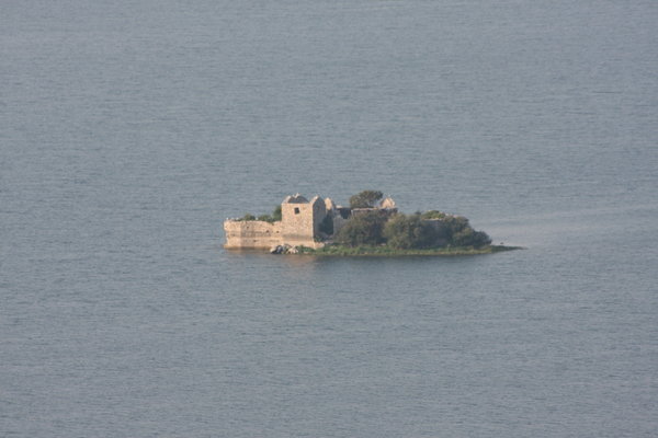 Hermit in Lake Skadar