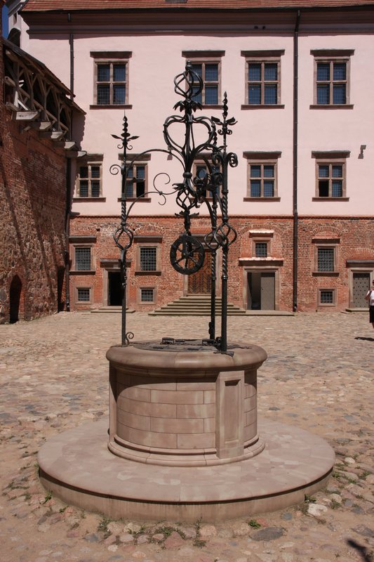 Mir Castle courtyard