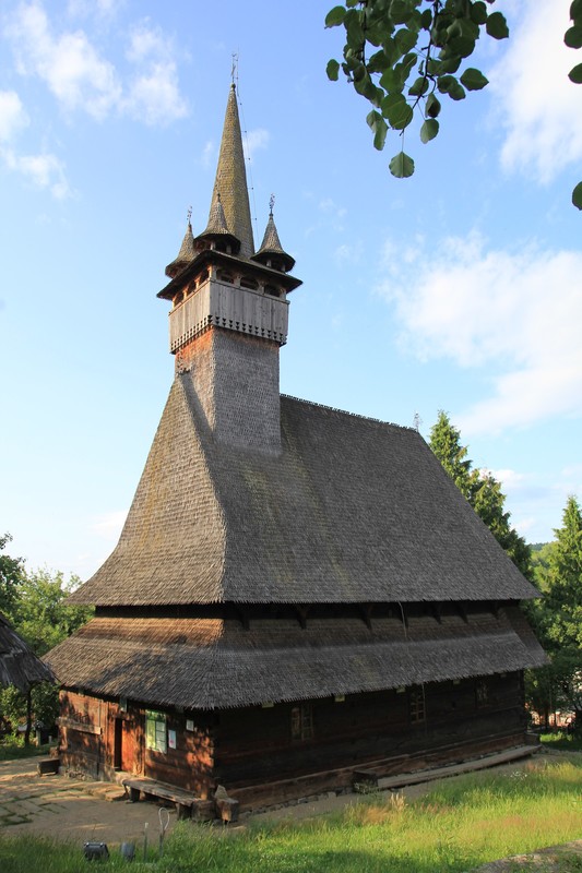 Budesti-Josani wooden church