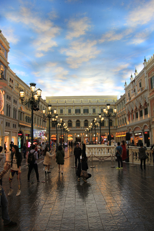 The theme of the Venetian is Venice