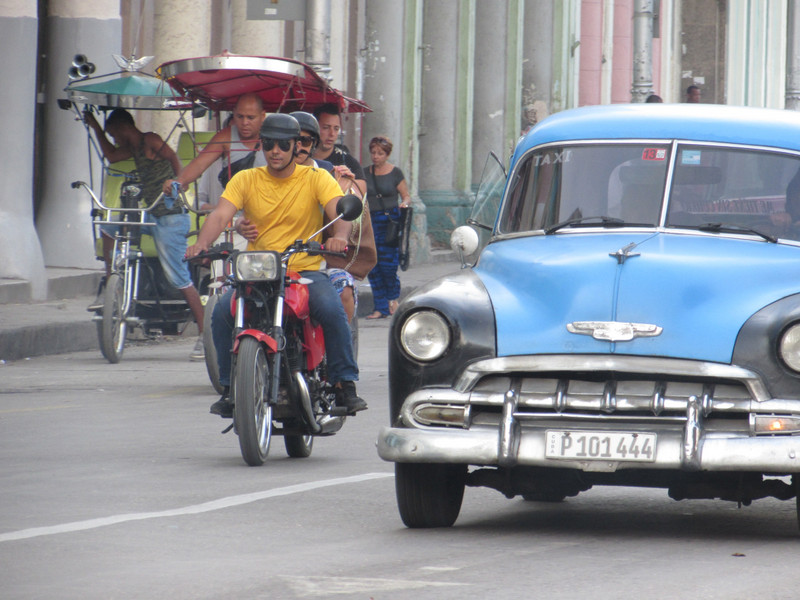 City life in Cuba