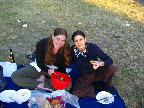 Me, Claudia & the perfect picnic!