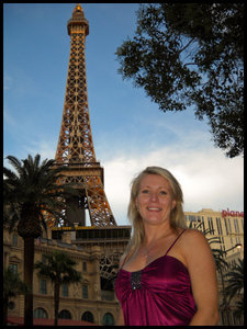 Corinne in Paris (Las Vegas)