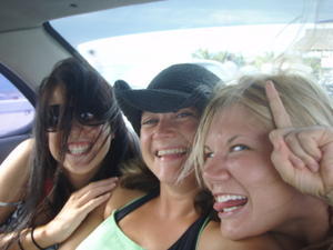 Emma Lou, Me & Michelle in the Taxi