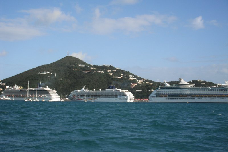 Cruise ships all in a row