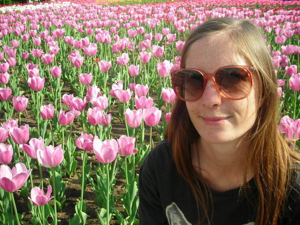 Sarah in the tulips, Gorky park