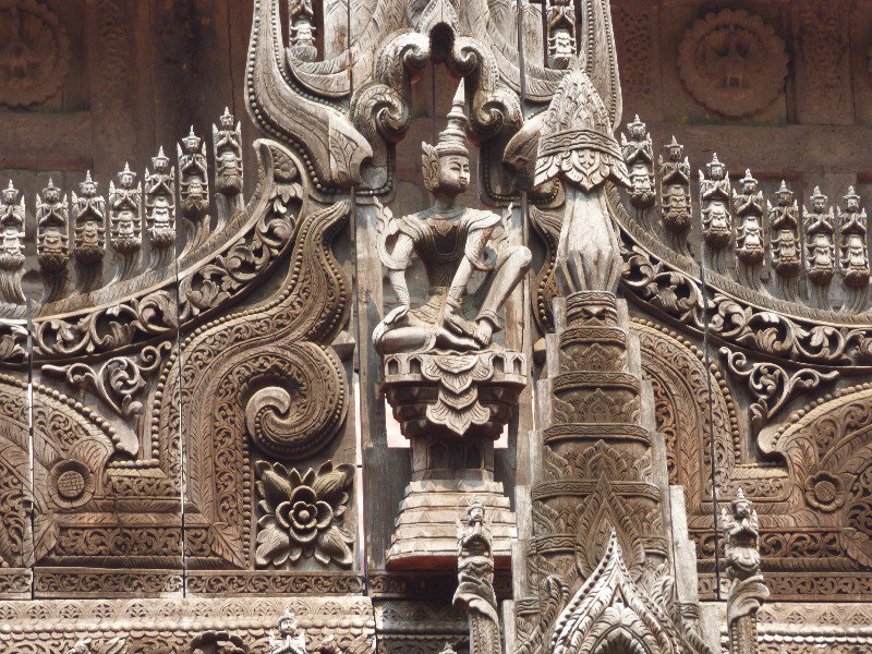 an example of the beautiful carvings on the Shwenandaw Monestry