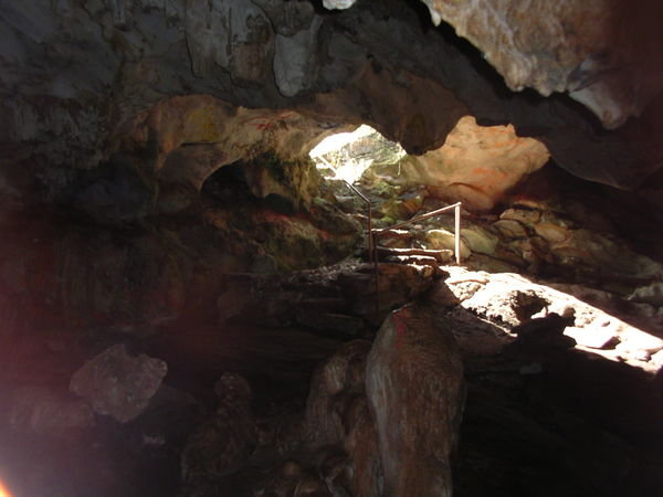 stalactique et stalagmite en quantité